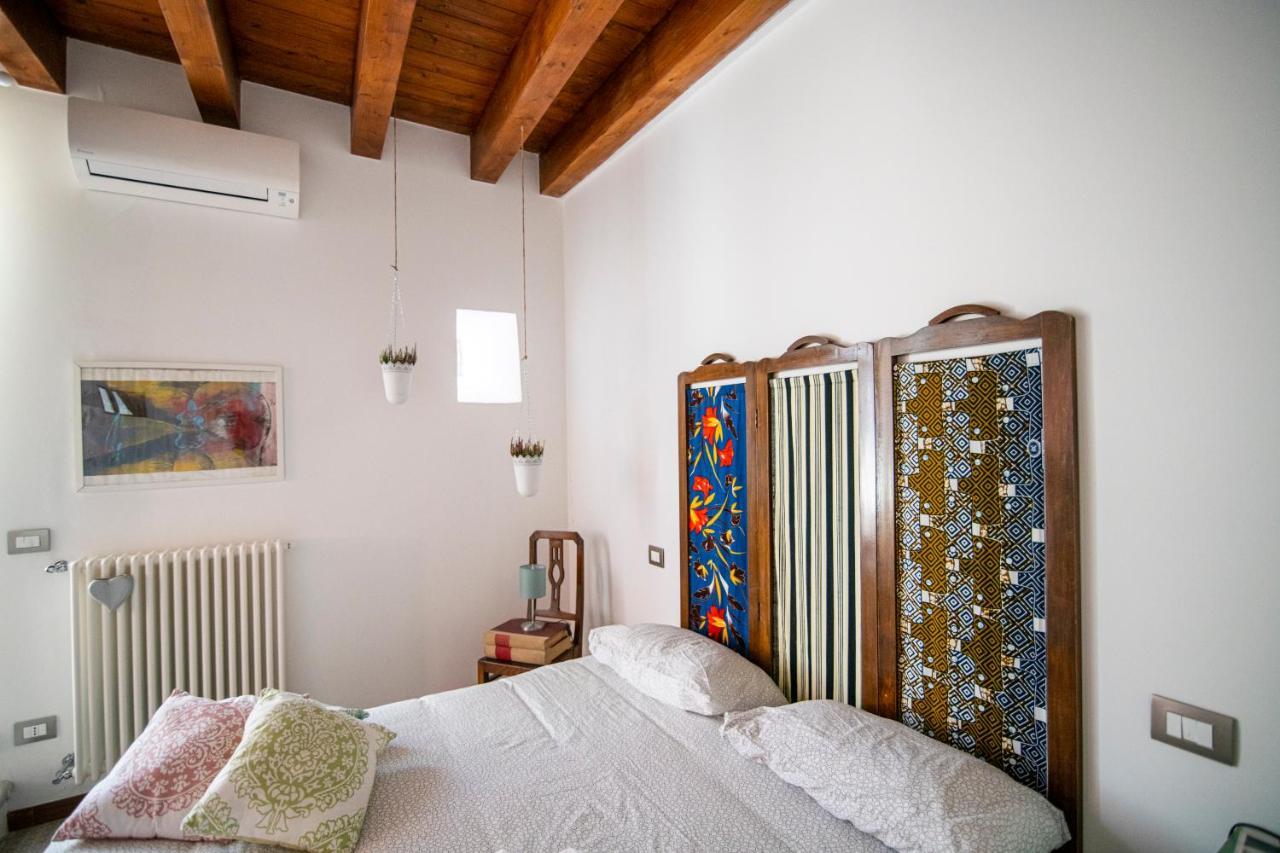 Redmood Guesthouse 바를레타 외부 사진
