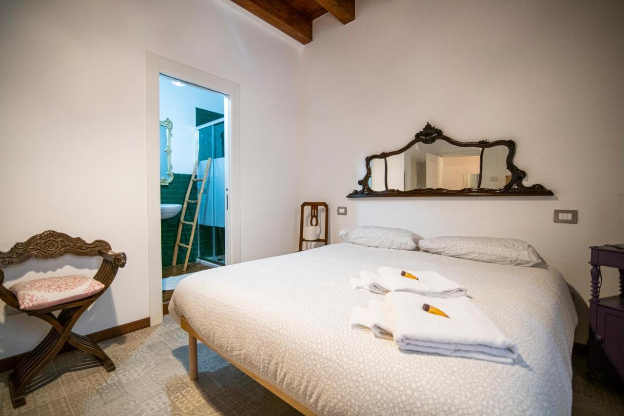 Redmood Guesthouse 바를레타 외부 사진