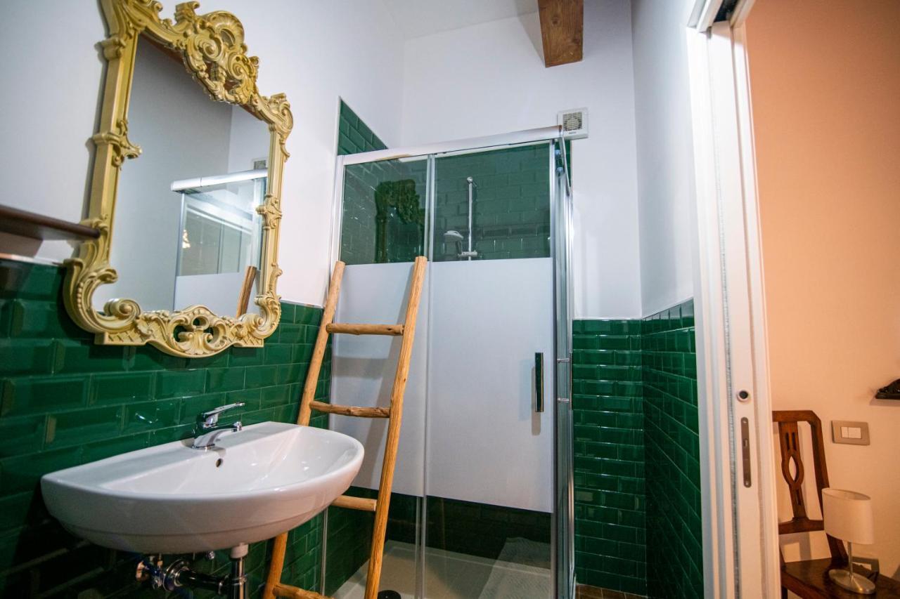 Redmood Guesthouse 바를레타 외부 사진